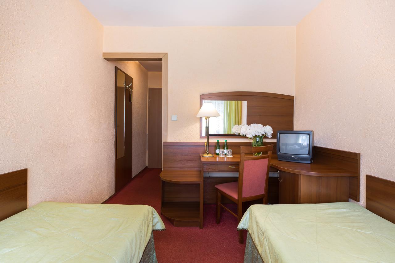 Hotel Gosciniec Mala Bawaria Schreiberhau Exterior foto